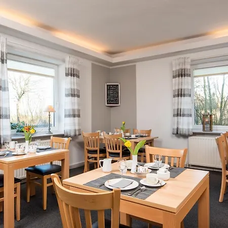 & Restaurant Klanxbueller Stuben Hotel